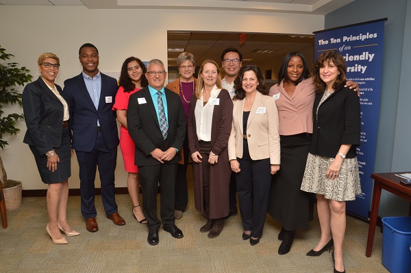 2020 People of Purpose Honorees standing in a group with Dean Laura N. Gitlin, PhD